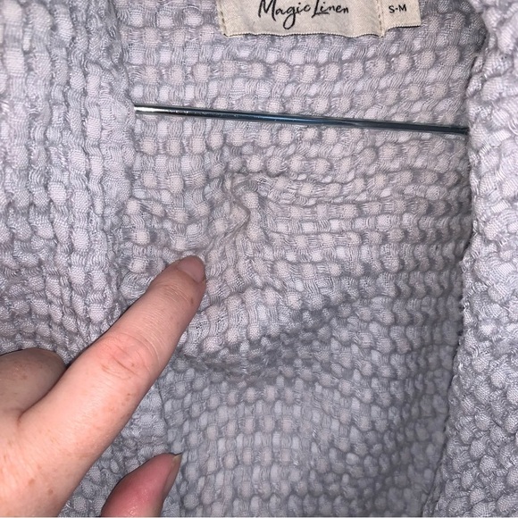 Magic Linen Grey Waffle Knit Robe - Picture 10 of 15